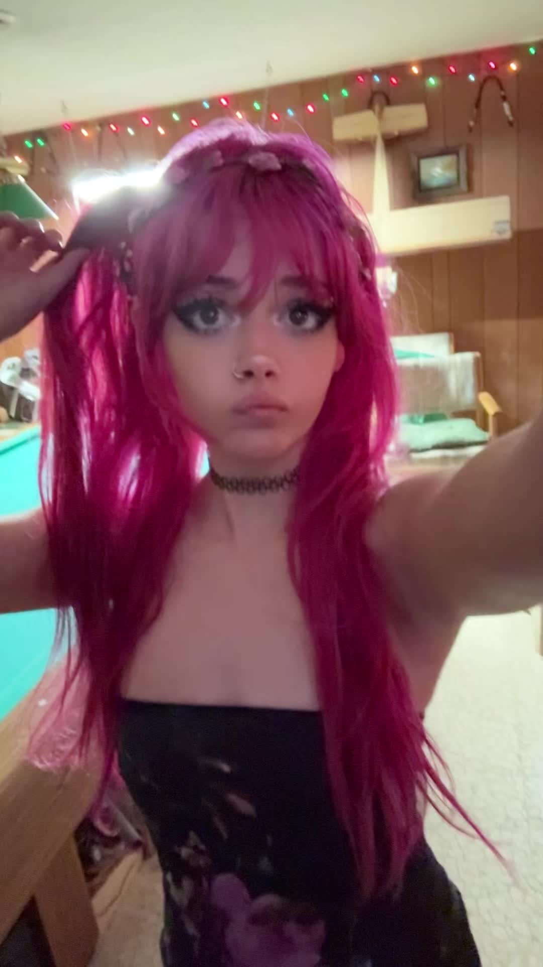@🖤