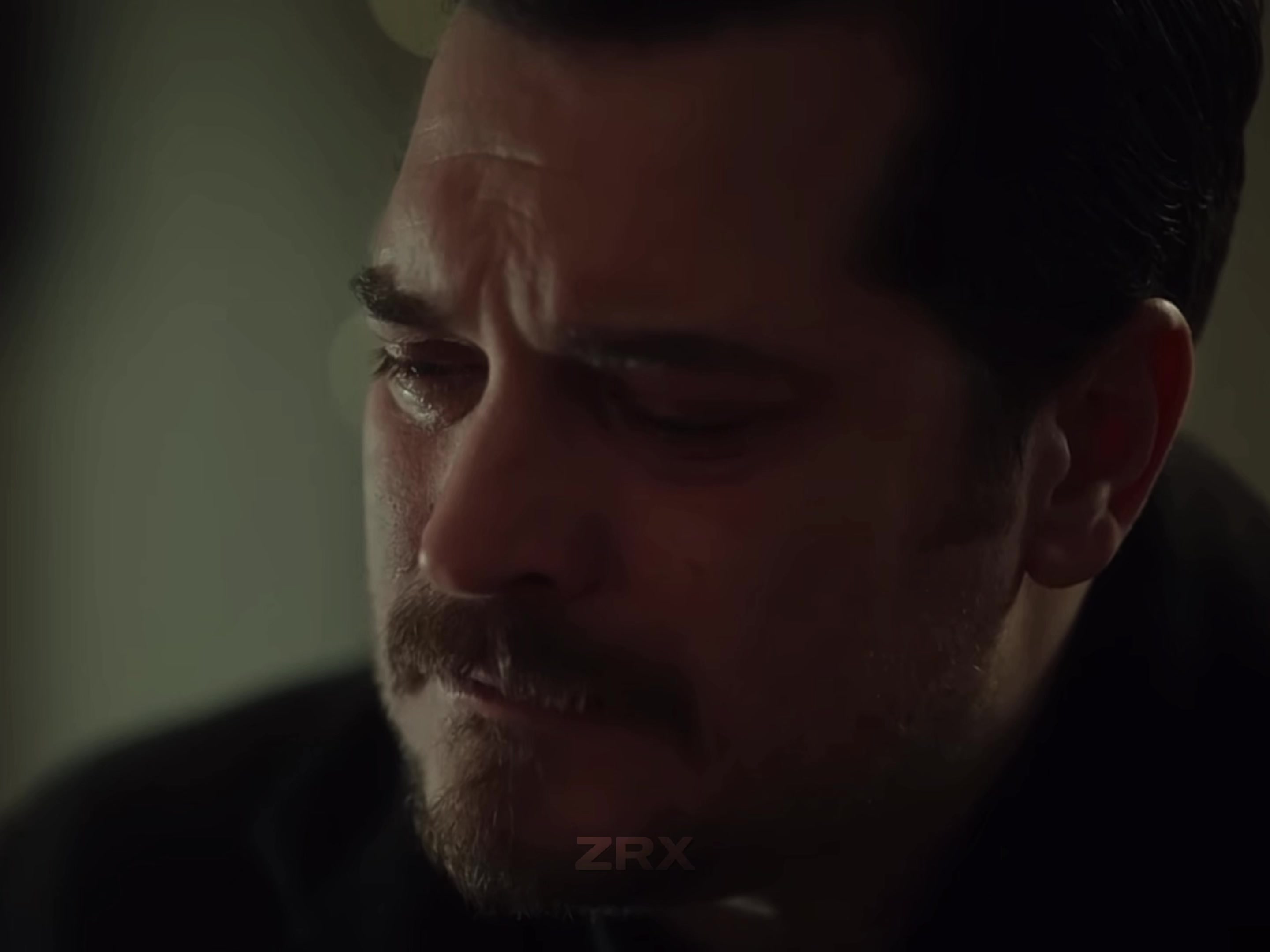 @𝒵𝑅𝒳
