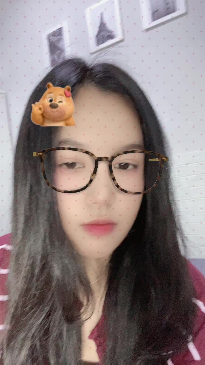 @Jshshjkskks