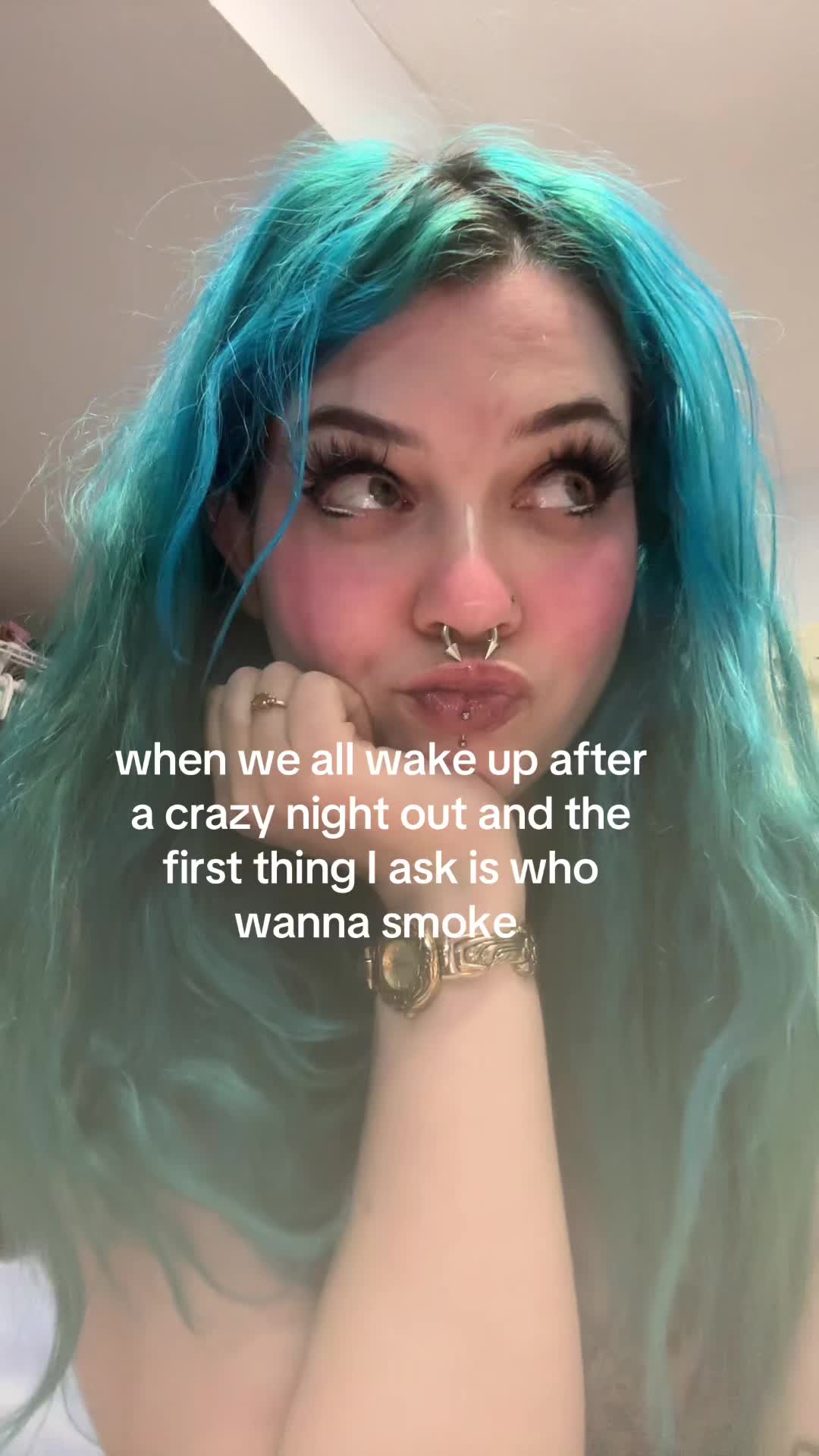 @mshellolitty