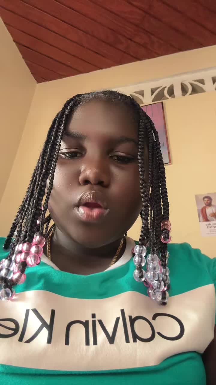 @That _ girl _🫀