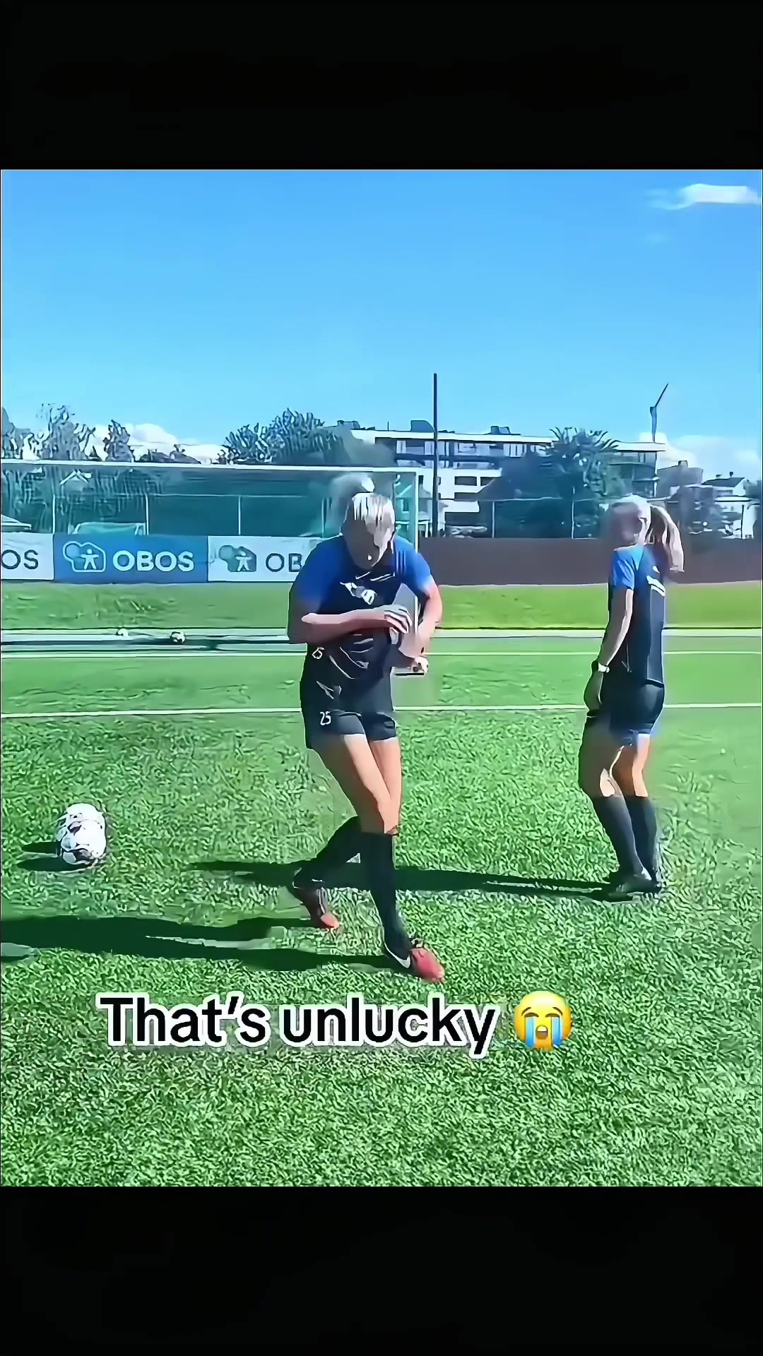 @lens_up_