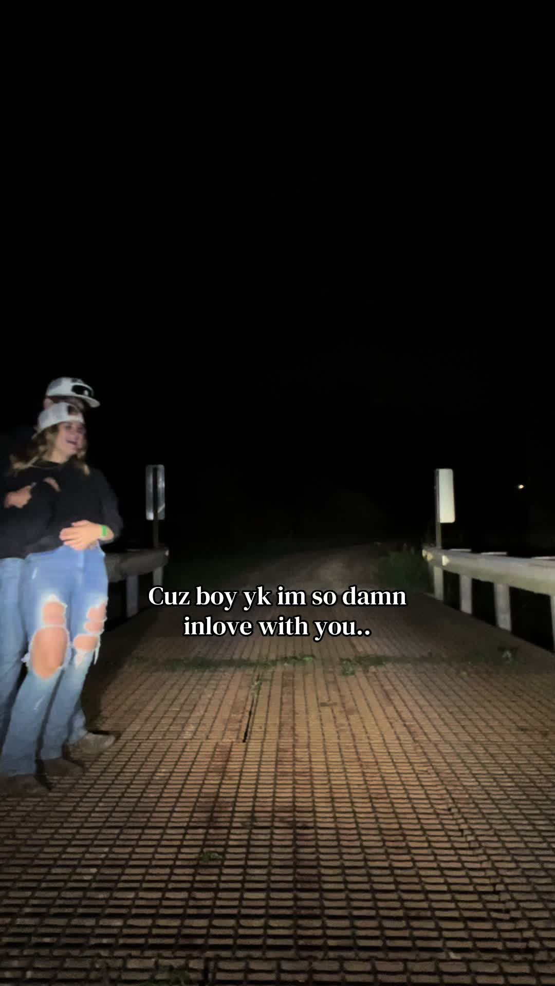 @Em🤍