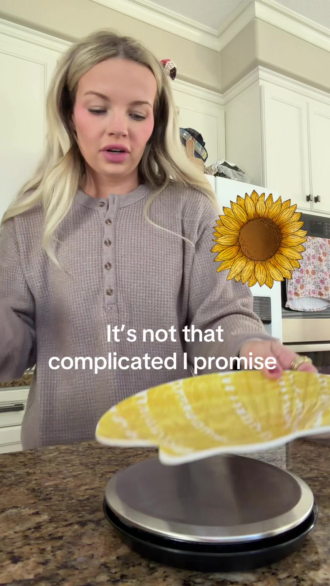 @Olivia May | Mom Style & Hacks