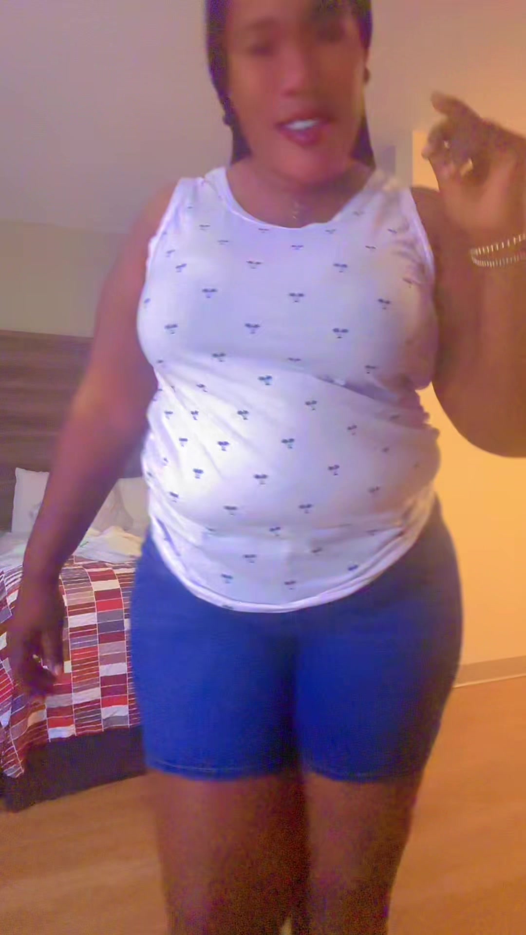 @yliennehenrisme1