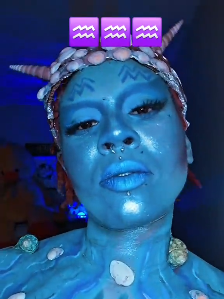 @MUA🎨Teetee🙃Bipolar🚩Queen👑