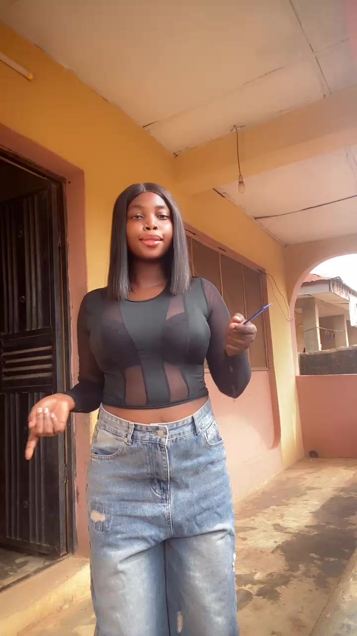 @Anikeade 🥰💕