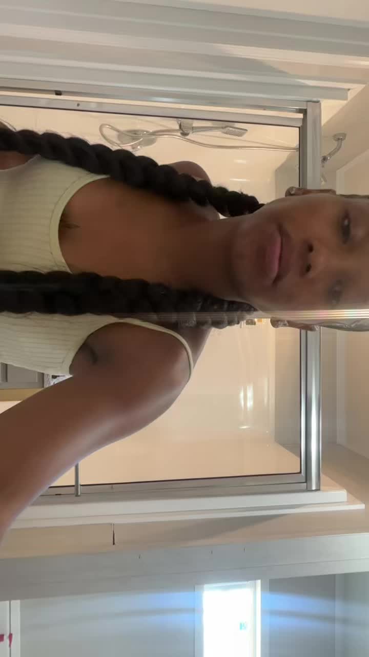 @adoreee._thesuck