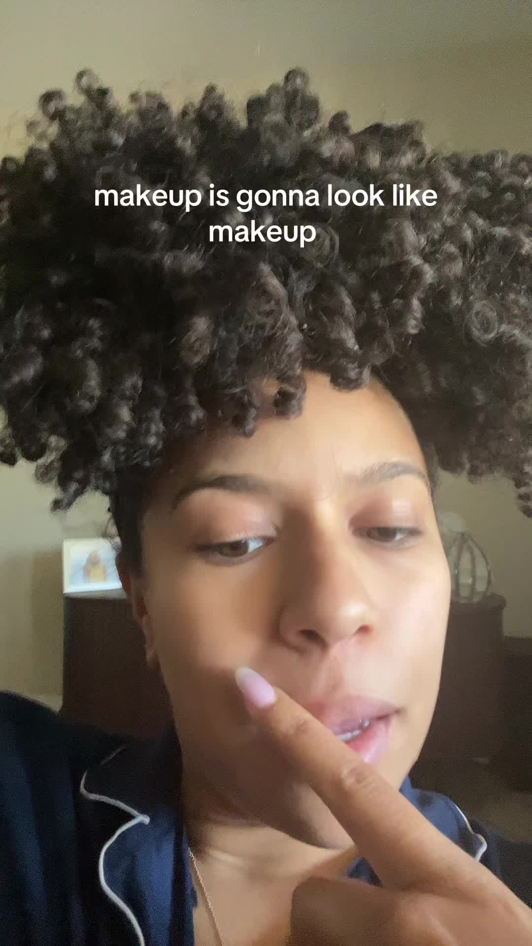 @JAEL| MUA | MIA/TPA CREATOR 🌴