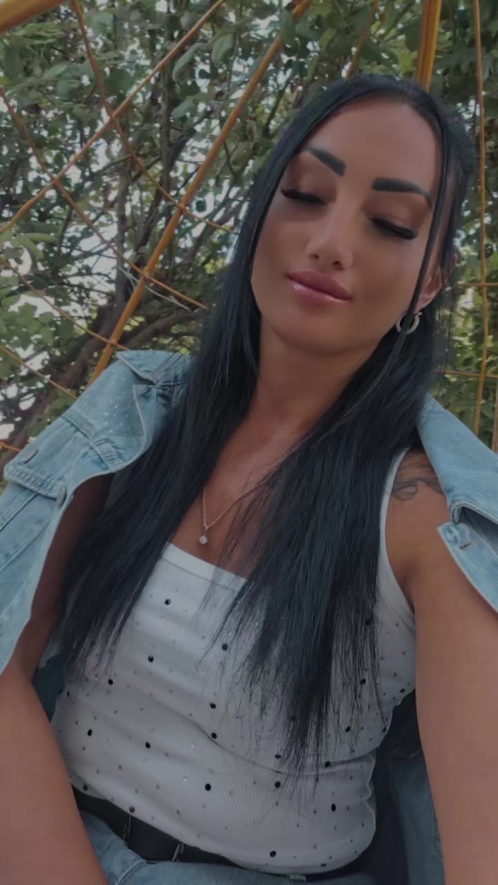 @Lesea🦂👑🦂