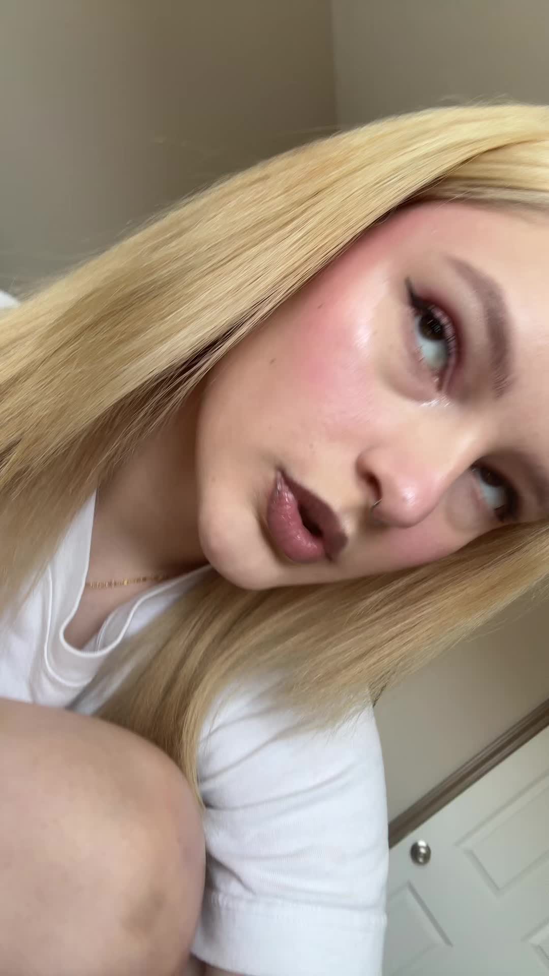 @☢️