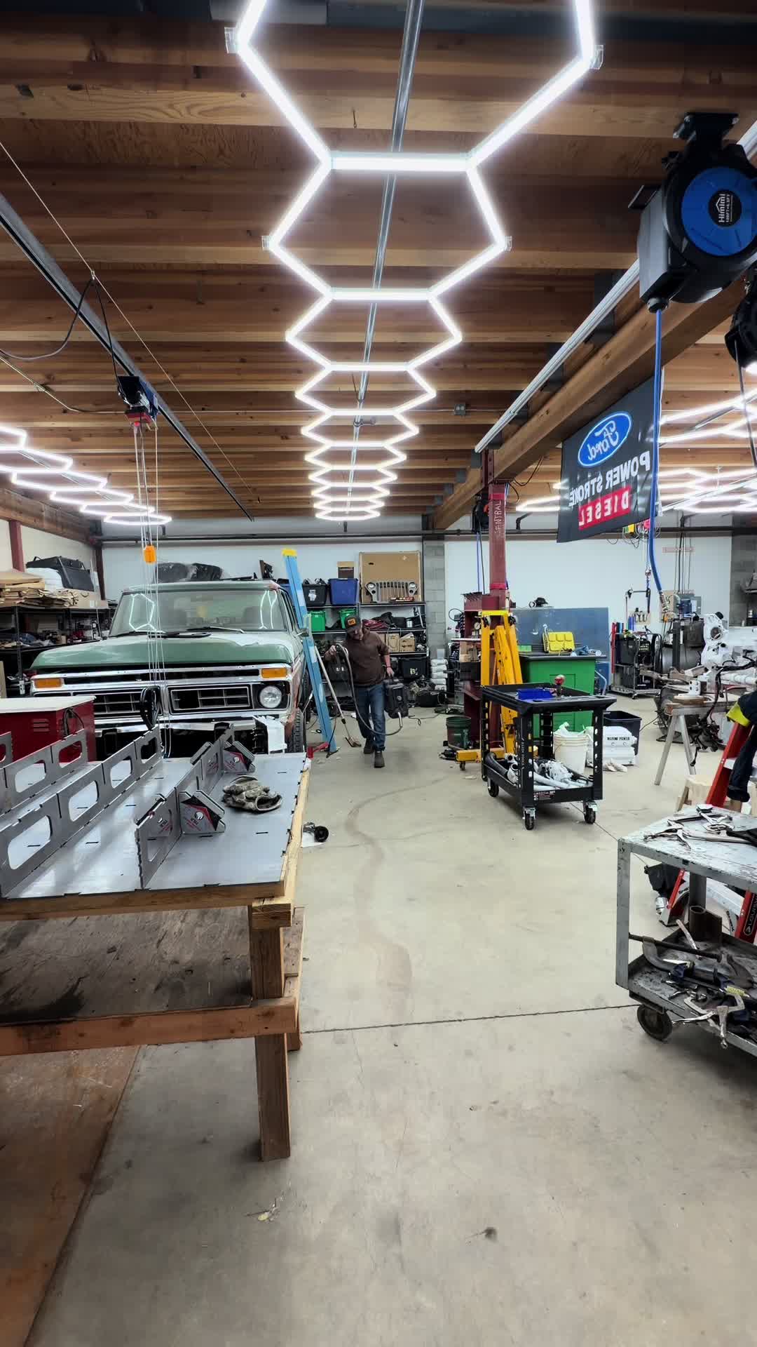 @Wrenchin_The907