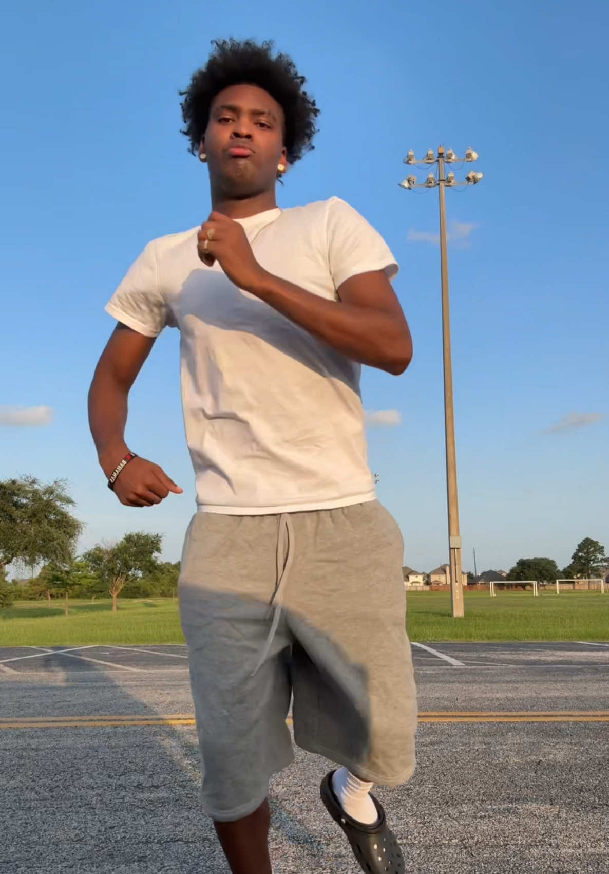 @leezy