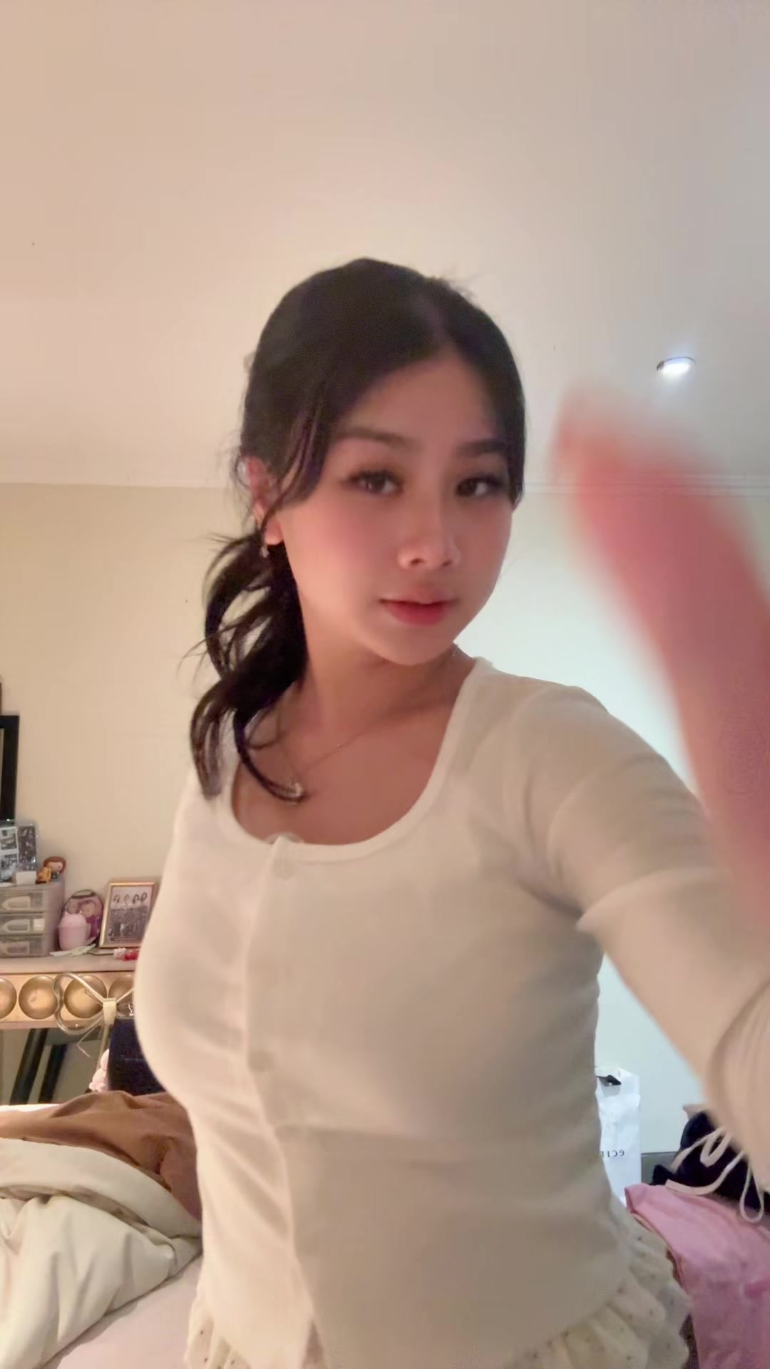 @taniaaa