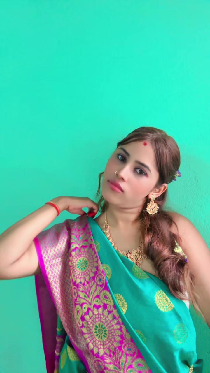 @ishika_jha07
