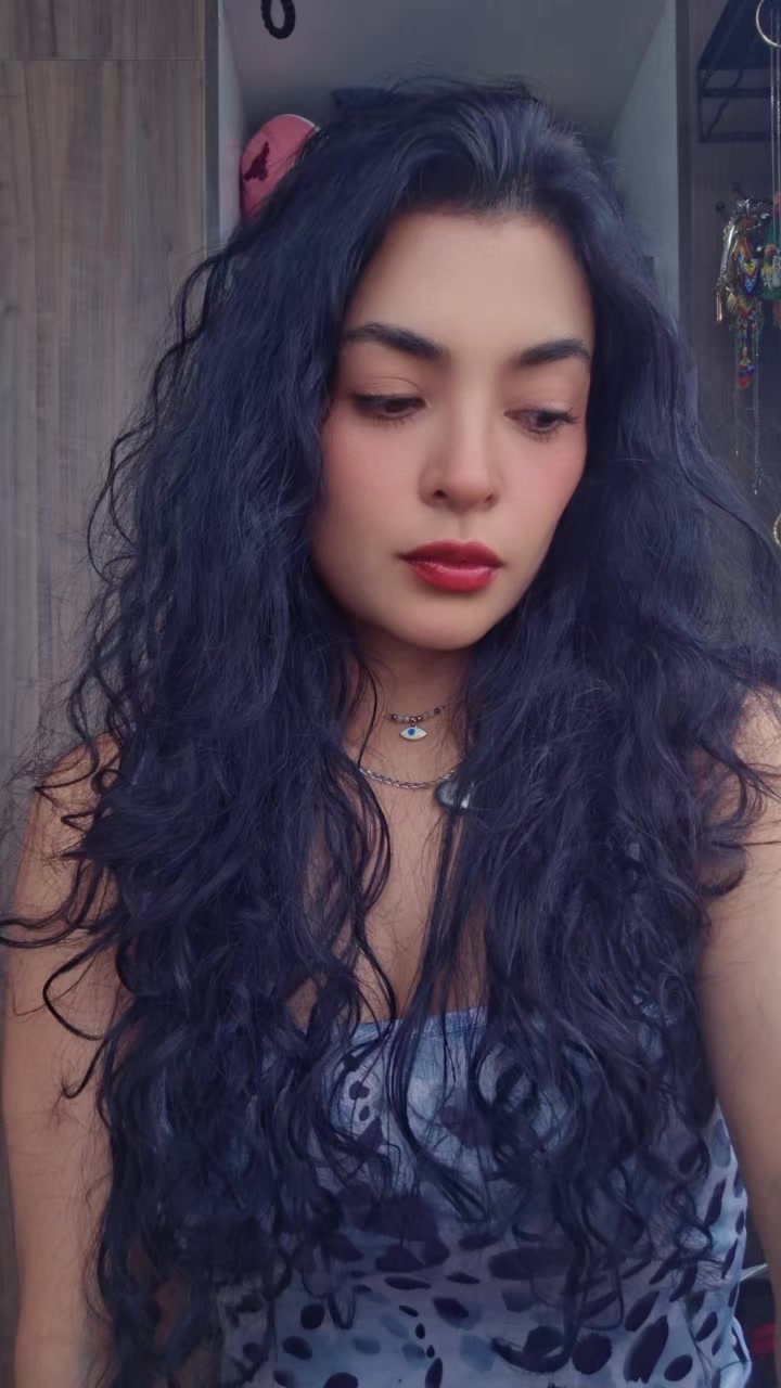 @Ana Cecibel González