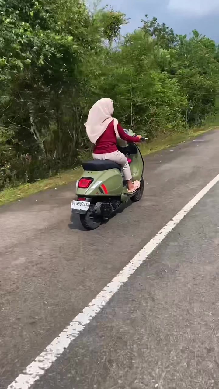 @Ayuni