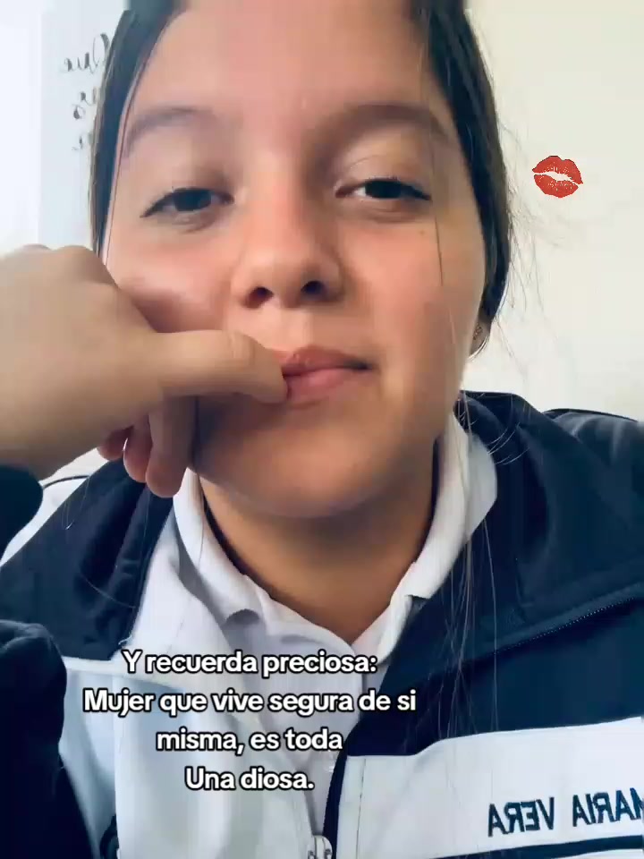 @ᥫ᭡.