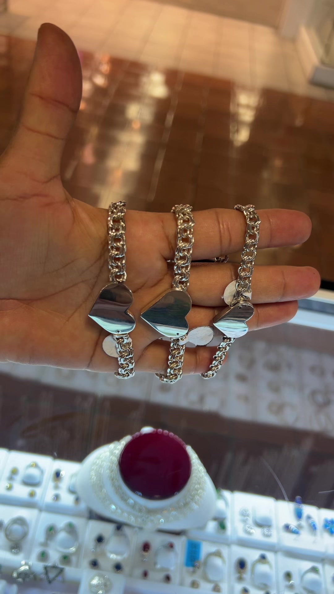 @AliJewelers