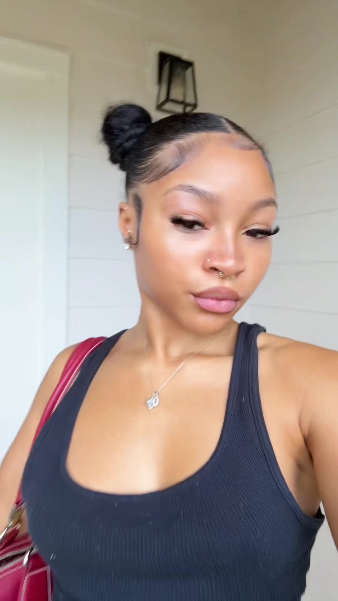 @aniyaa