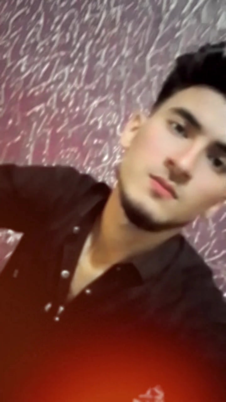 @Alvi❤😍