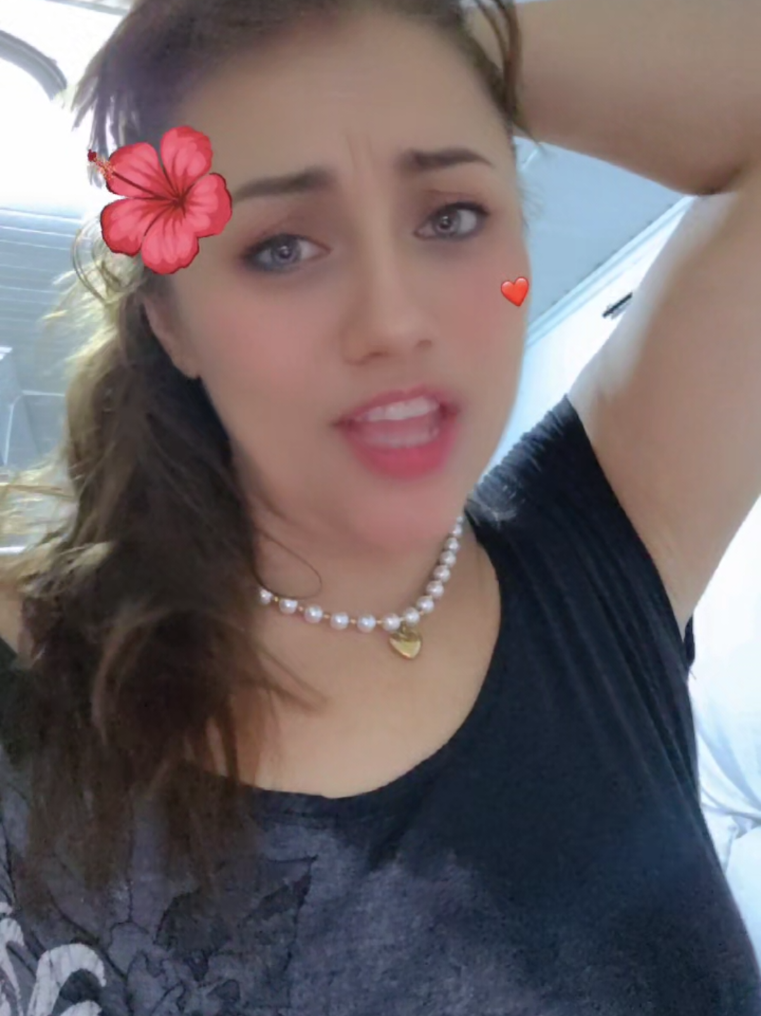 @ThaityRozOficial