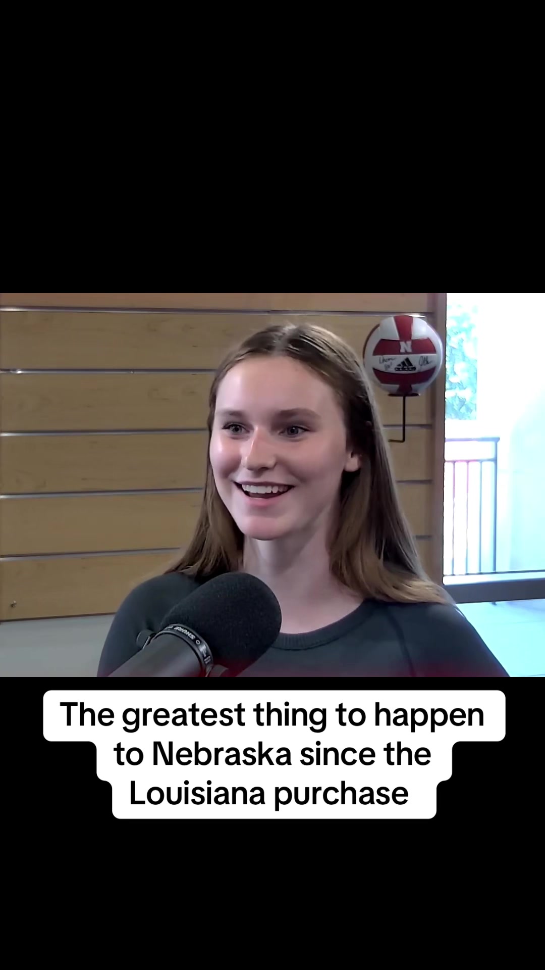 @NebraskavolleyB
