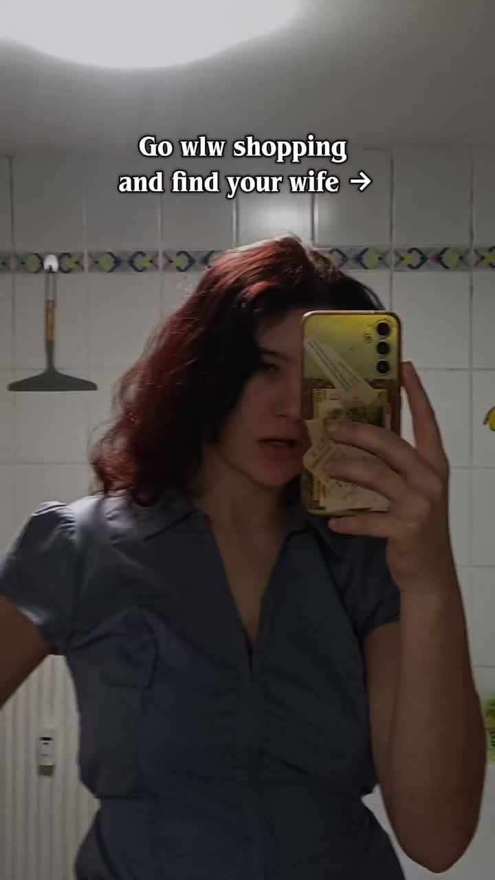 @😼