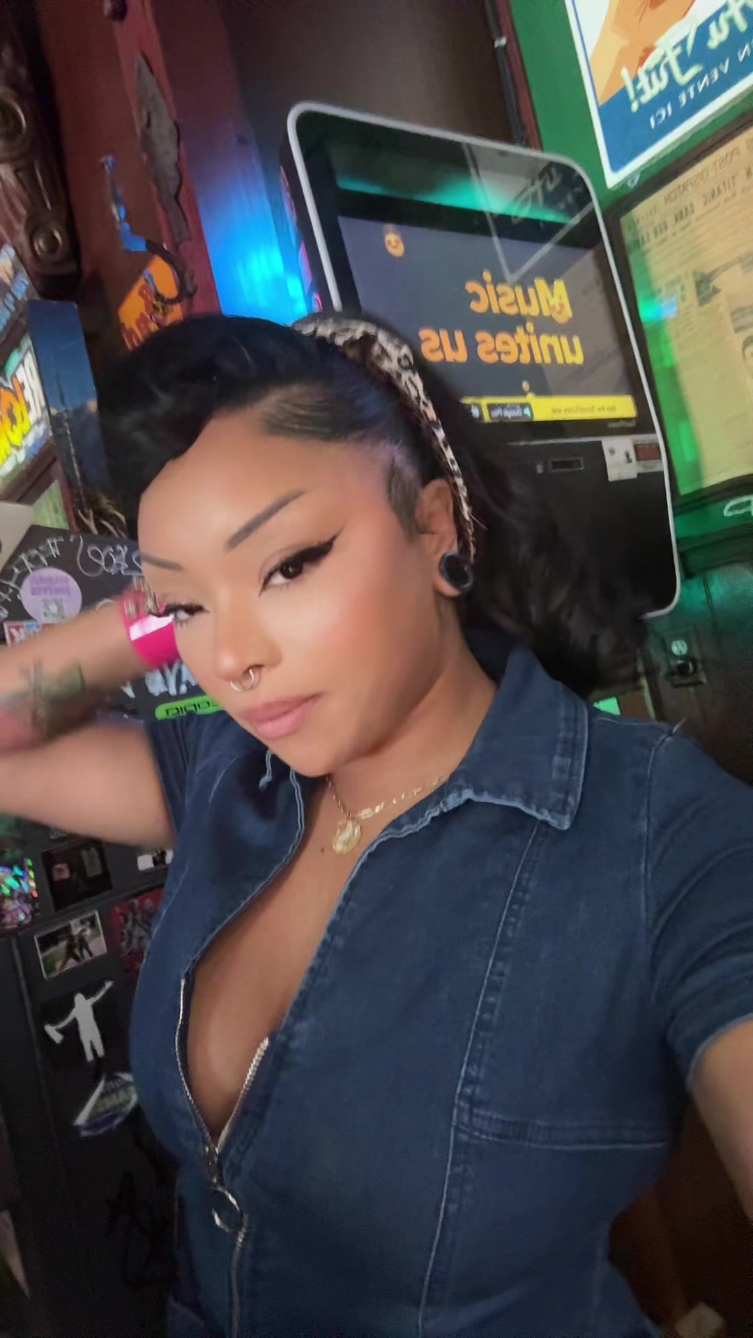 @SPOOKYBADDIE