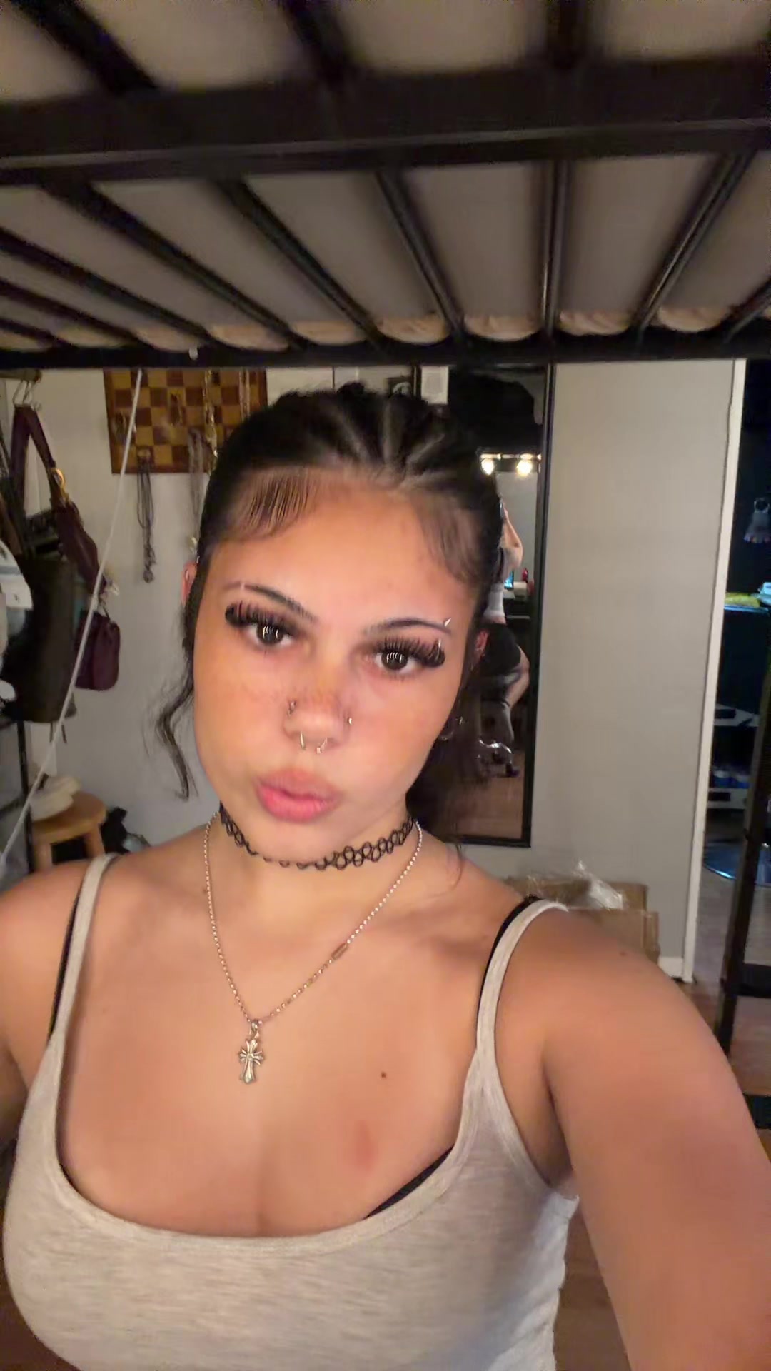 @𝓪𝓿 ✧･ﾟ: *✧･ﾟ:*