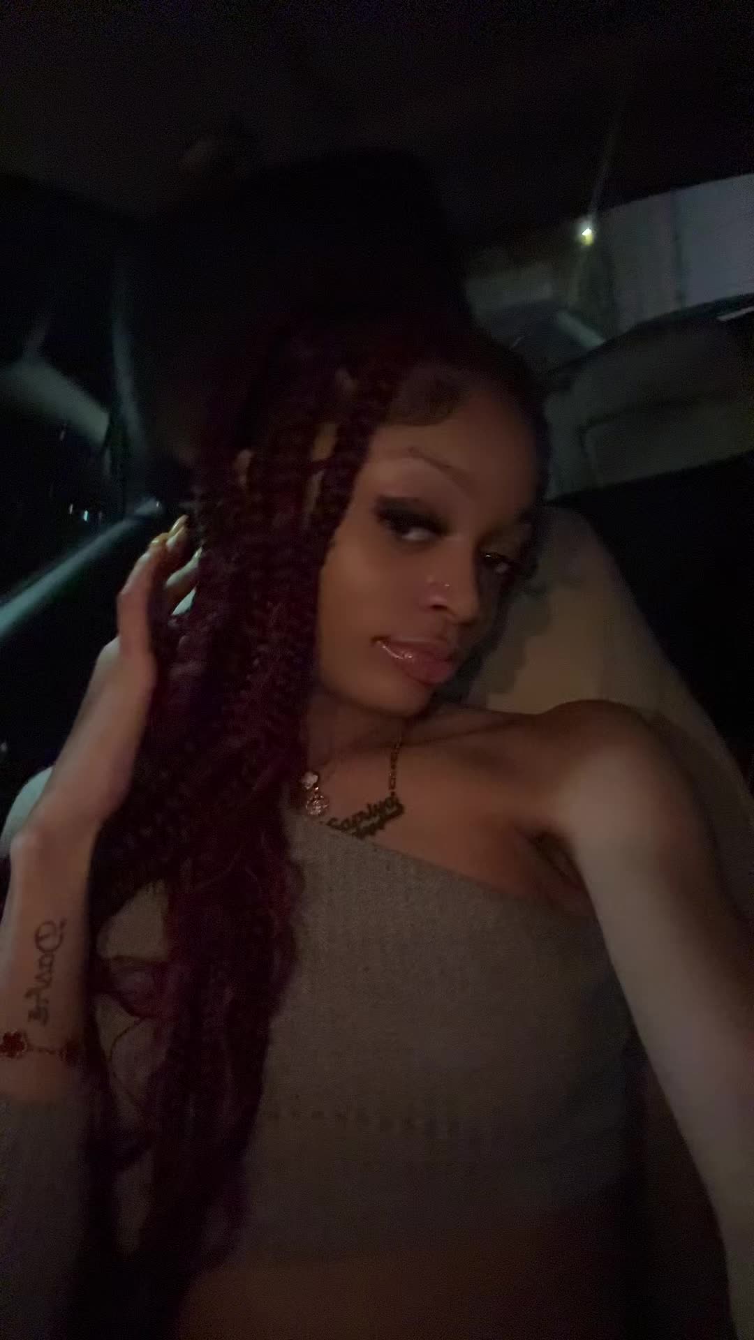 @PrettyyGangstaa🎀