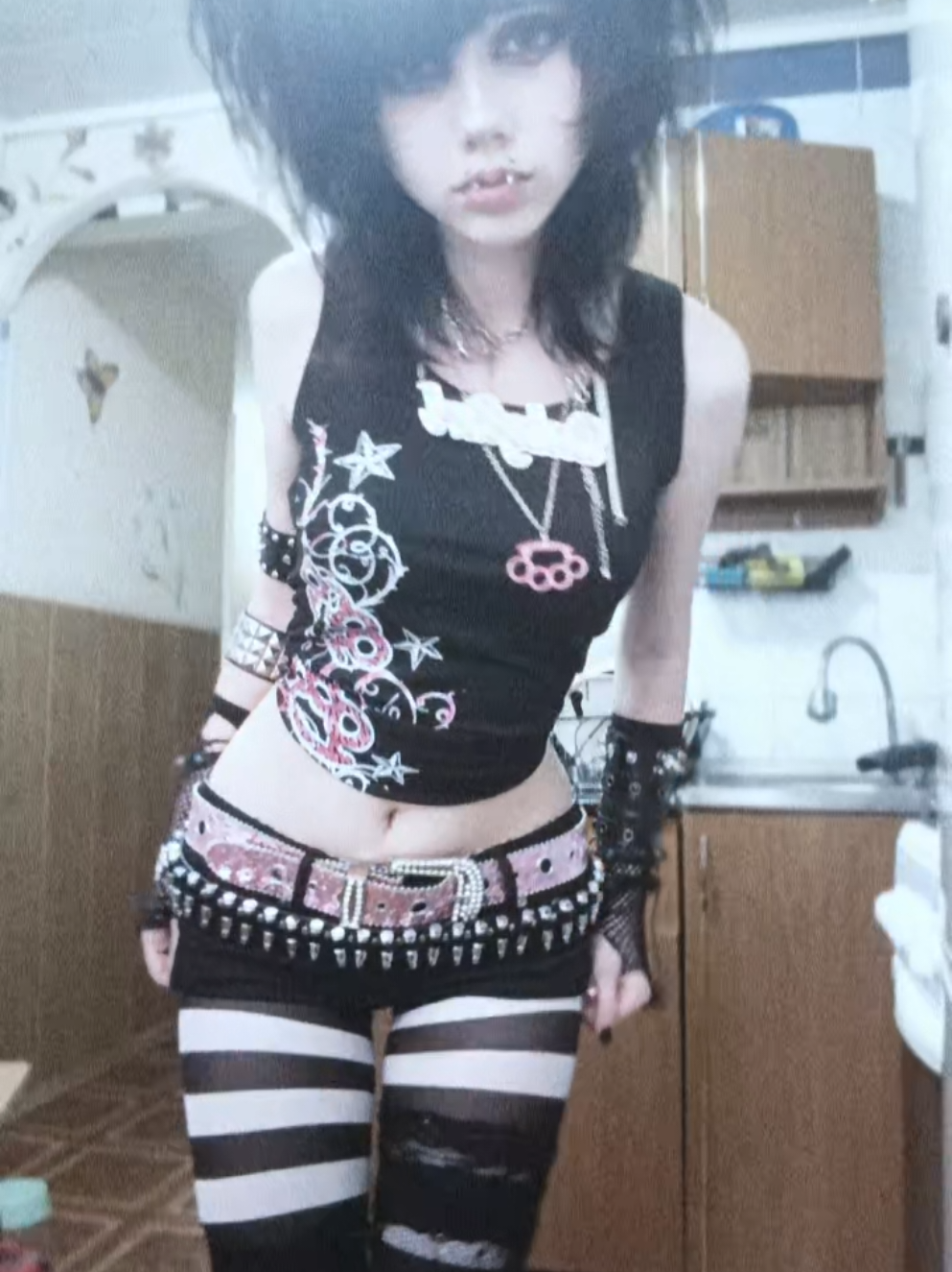 @psych0_g1rl >_<