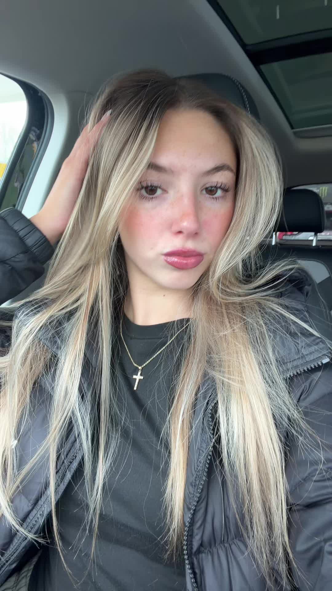 @Tay