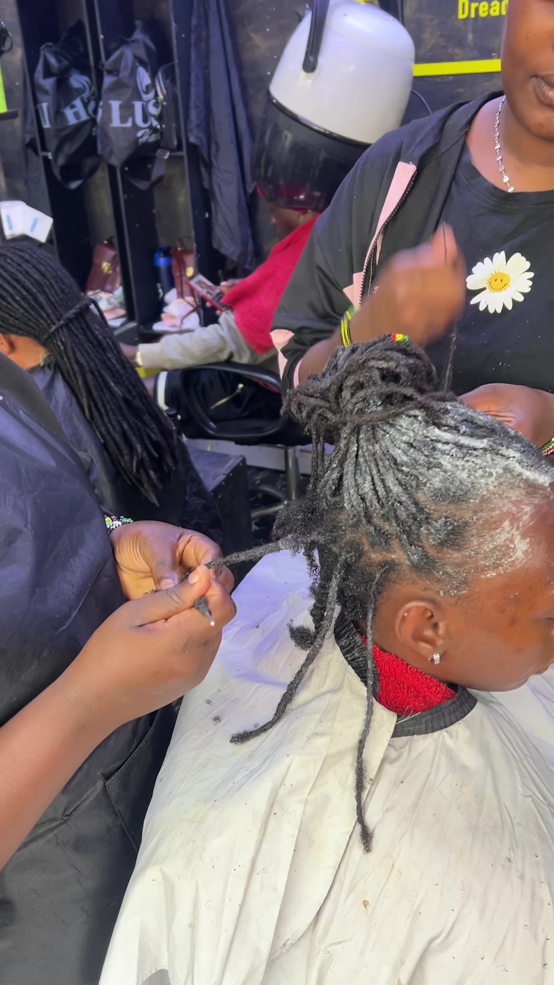 @Lavish Locs