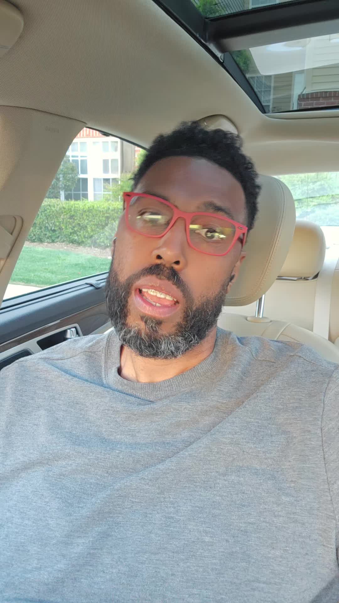 @Hip-Hop Financial Advisor