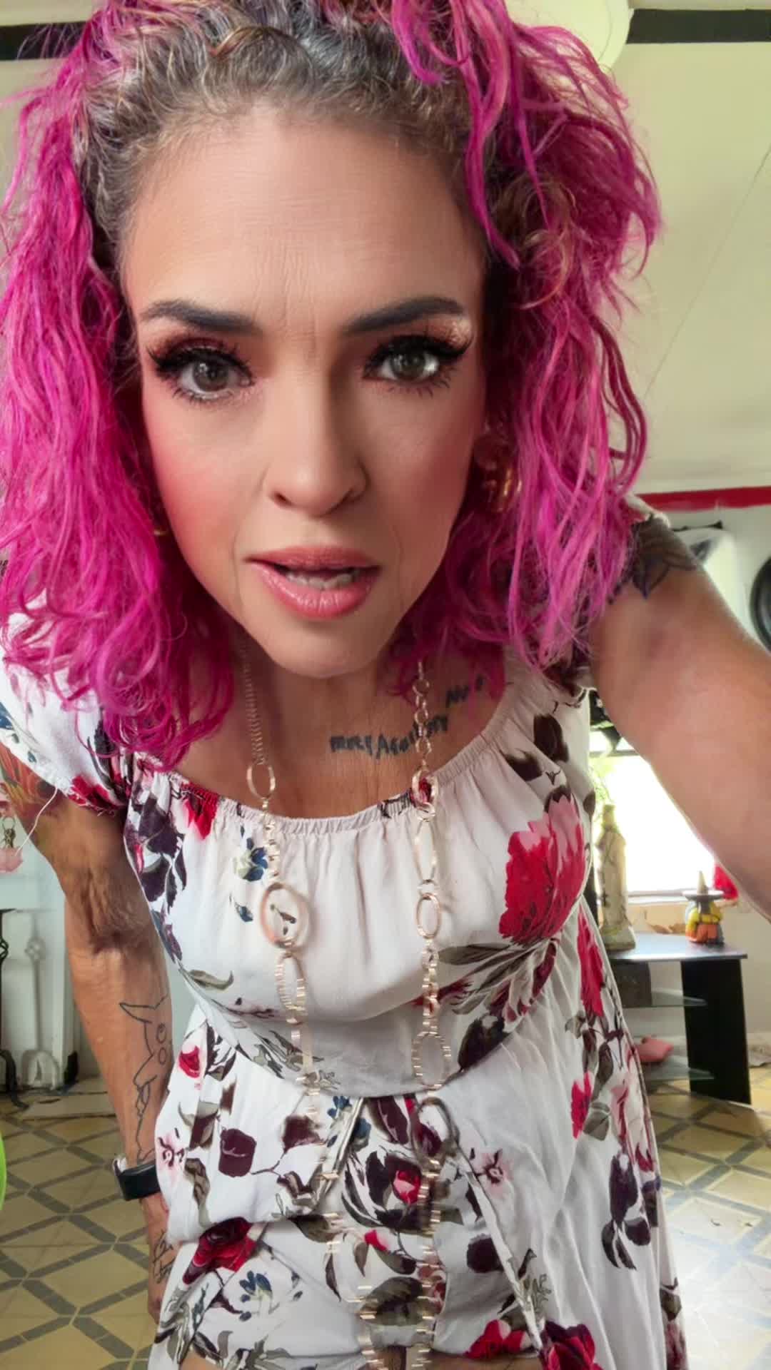 @Teresacrazysales