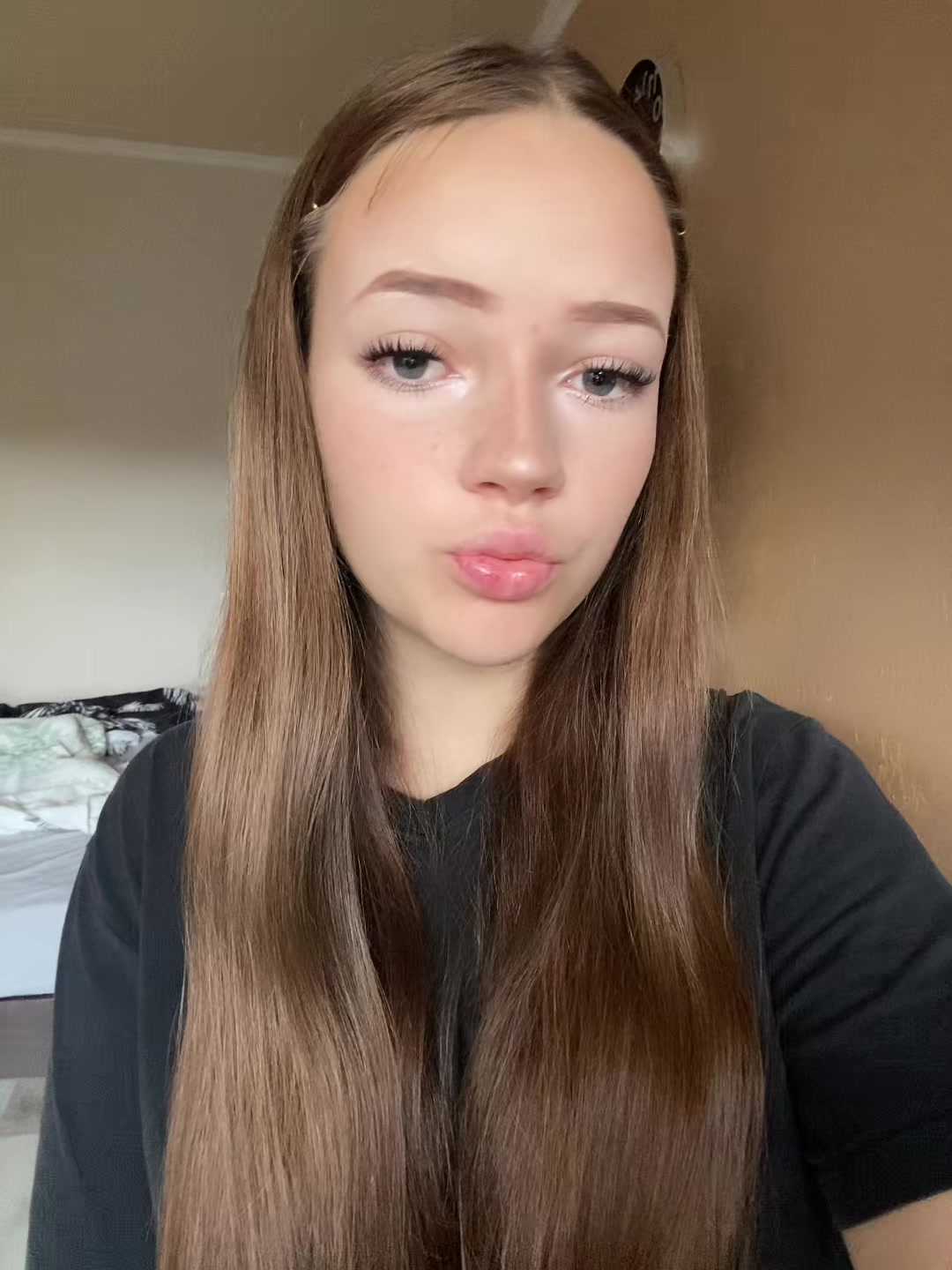 @🫦