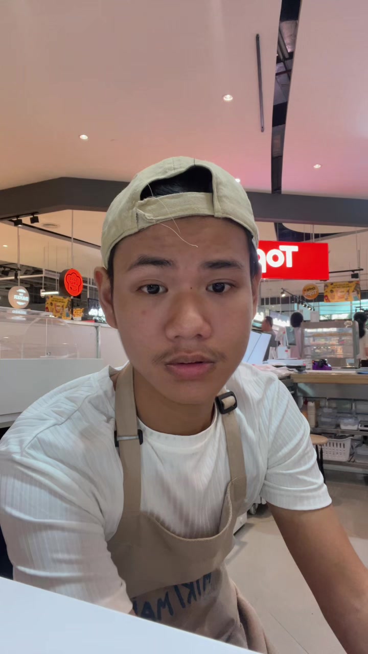 @Myat🦖