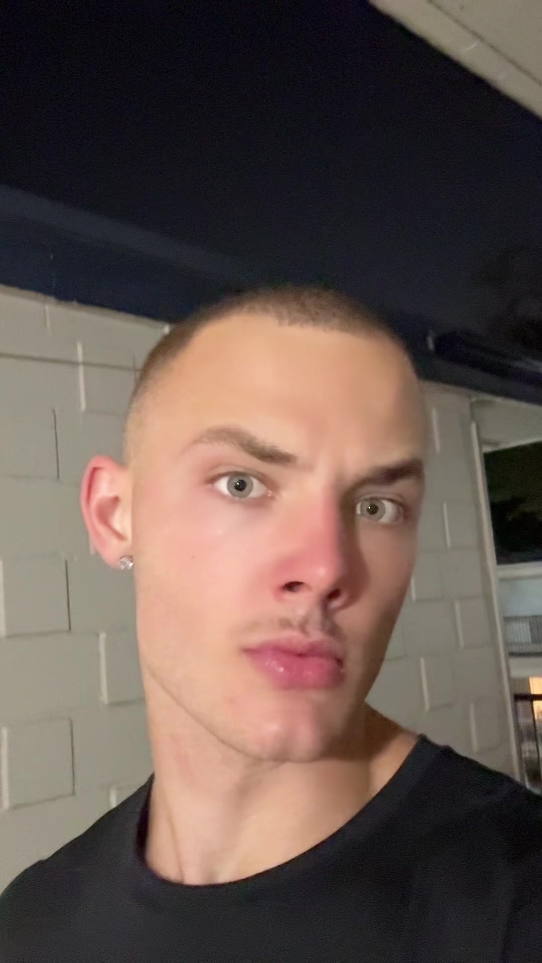 @sean ezerik
