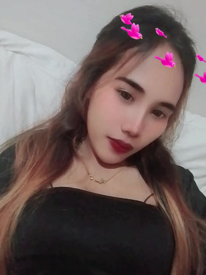 @Claudia Karim