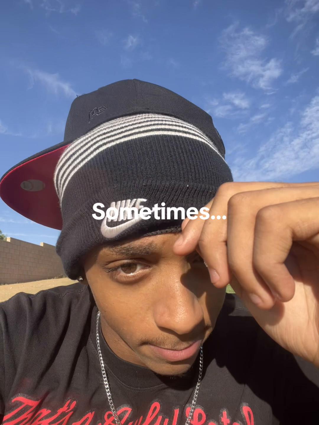 @⃟
