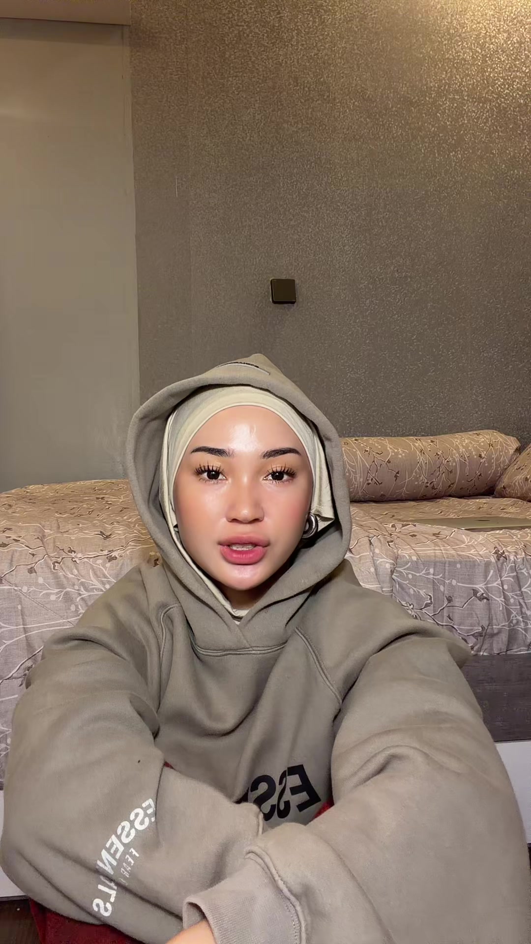 @dindarimby