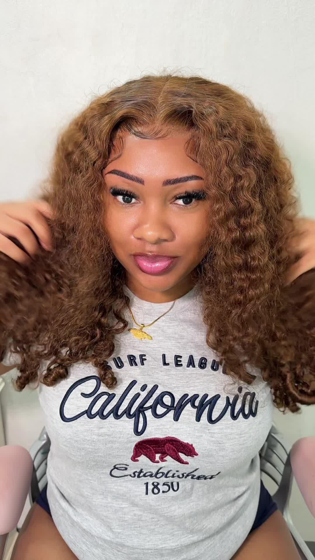 @Sharii | Wig Influencer