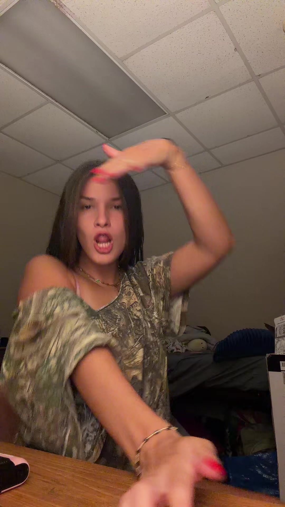 @ANNIEABOMINATION
