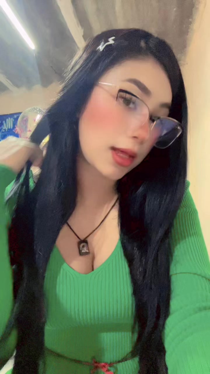 @Kxrlä kënnëdy
