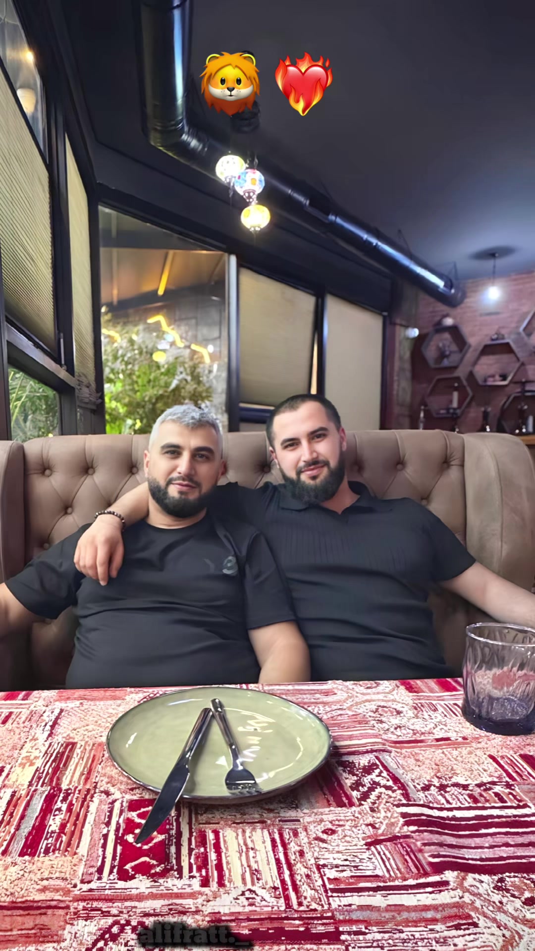 @AL1KA