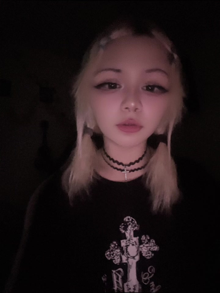 @KeeshiMoshi