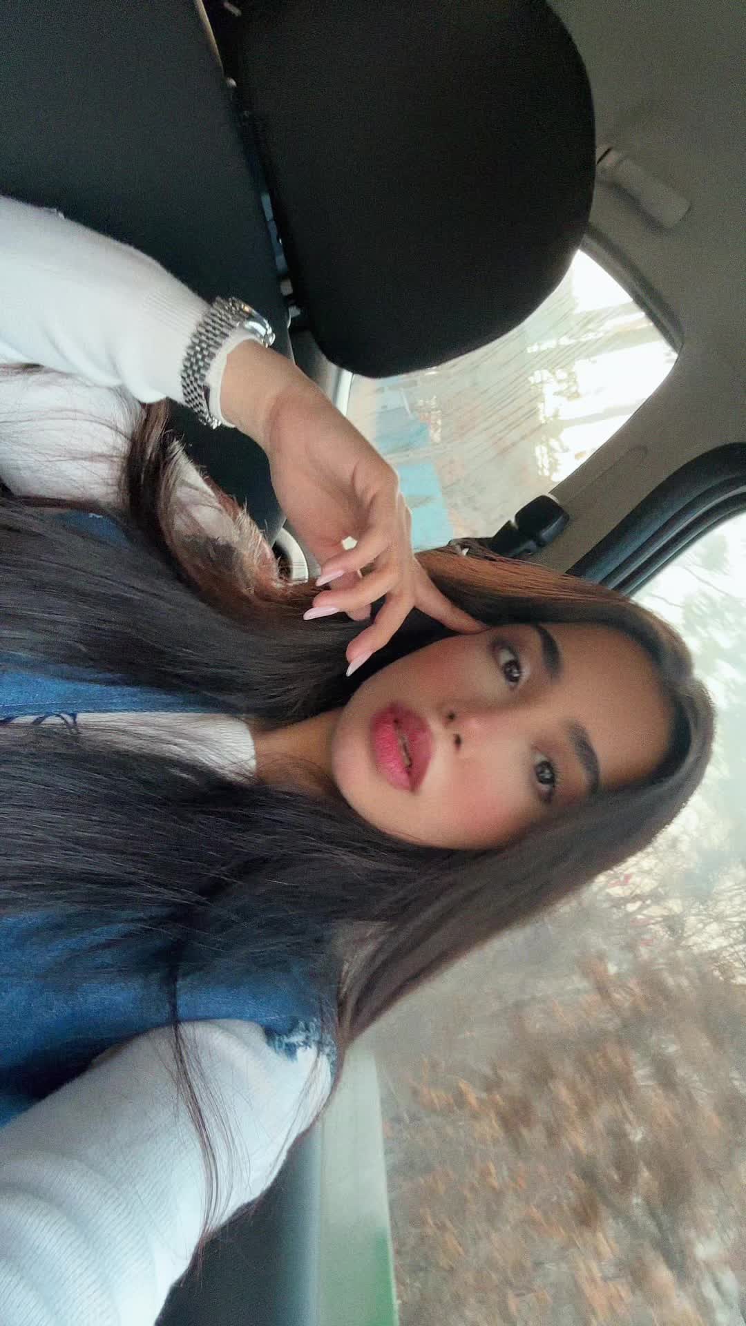 @tanaz
