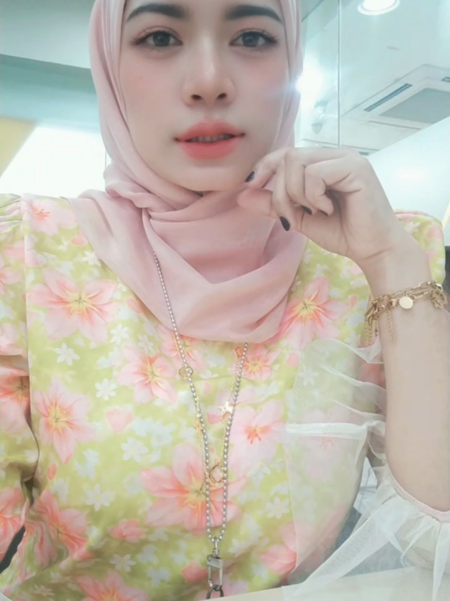 @zarasoffia