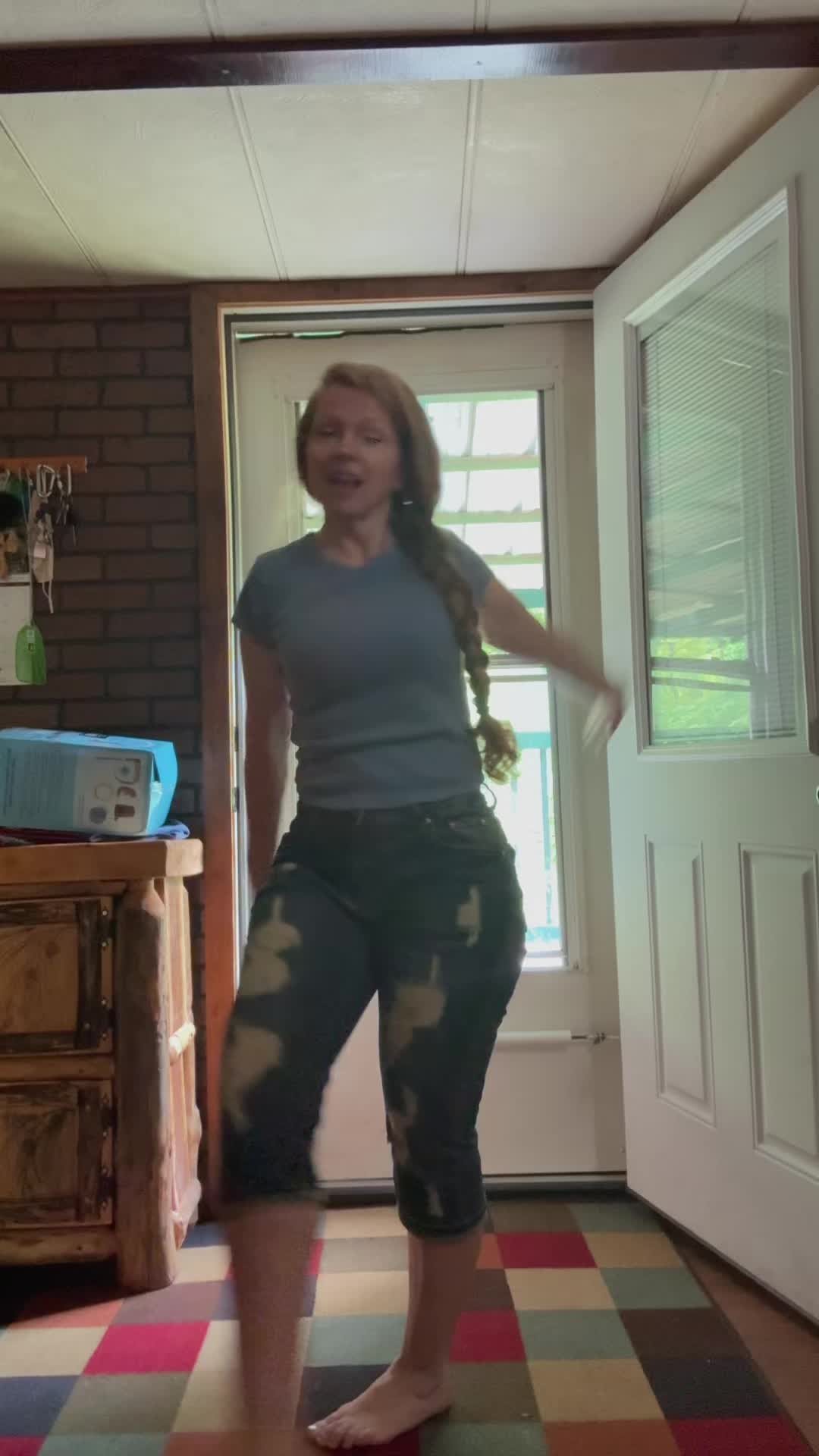 @Gg